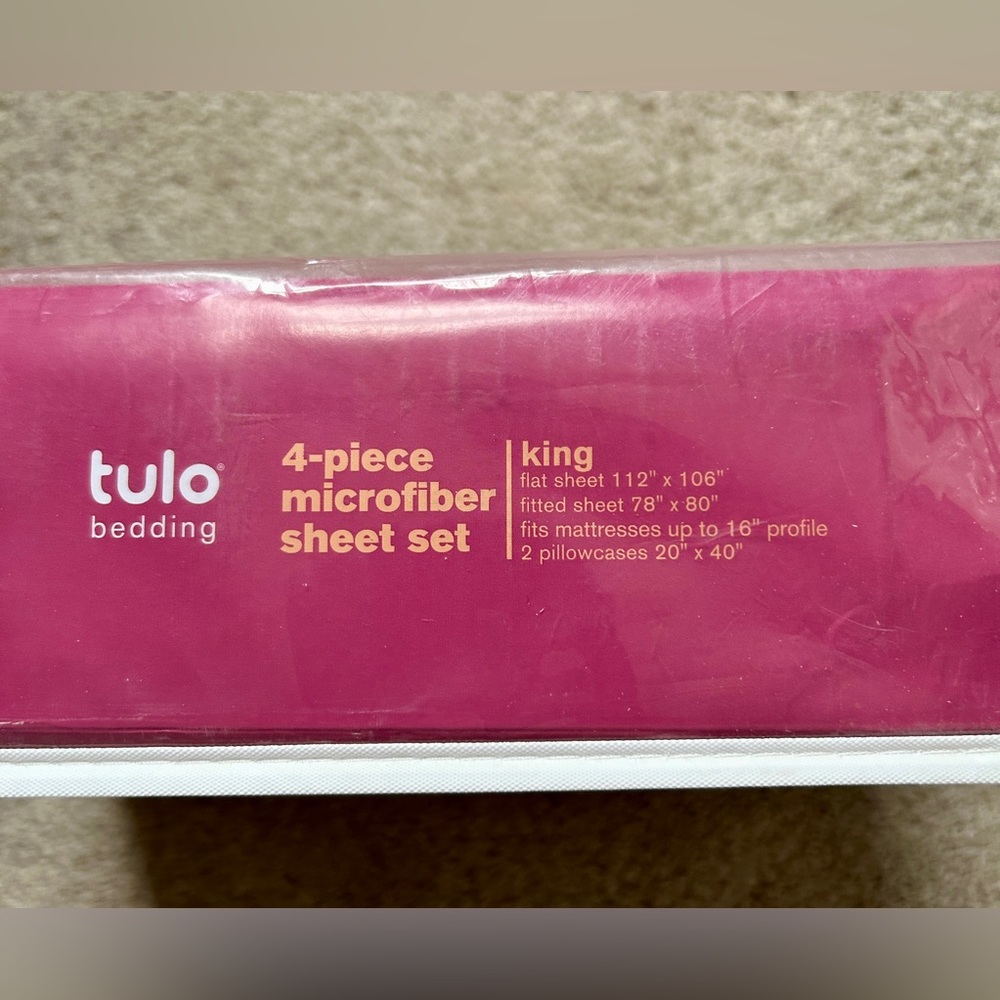 Tulo Bedding King Size 4-Piece Microfiber White Sheet Set New Unopened - Picture 5 of 5